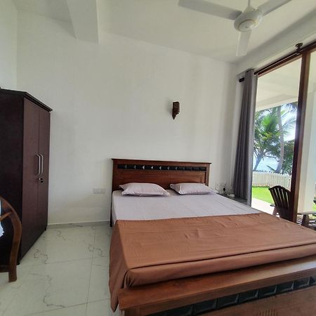 Appartement The Beach House à Dikwella Chambre photo